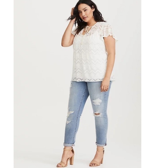 Torrid 2 LACE TIE NECK BLOUSE cream bone color off white - Picture 3 of 9